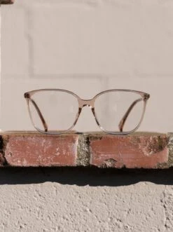 DAISEY-Dawn / Clear-57 13 DAISEY-Dawn / Clear-57 -Raen Eyeglasses Shop DAISEY SS21 Dawn Clear L1