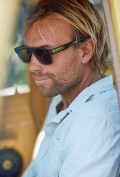 Rifka-Negroni / Green-54 14 Rifka-Negroni / Green-54 -Raen Eyeglasses Shop Fw24 Rifka Cambria L1 1