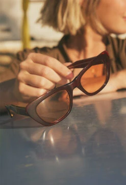 Kimma-Cranberry / Spritz-52 -Raen Eyeglasses Shop KIMMA SS24 Cranberry Spritz L3