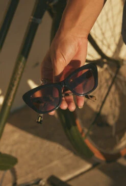 Kimma-Cranberry / Spritz-52 -Raen Eyeglasses Shop KIMMA SS24 Cranberry Spritz L4