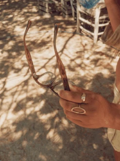 LEUKA-Fernwood + Spanish Olive / Clear-51 9 LEUKA-Fernwood + Spanish Olive / Clear-51 -Raen Eyeglasses Shop LEUKA SS23 Fernwood Spanish Olive Clear L2