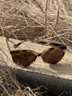 LILY-Chai Tortoise / Green-54 15 LILY-Chai Tortoise / Green-54 -Raen Eyeglasses Shop LILY 2021 Chai Tortoise Green L3