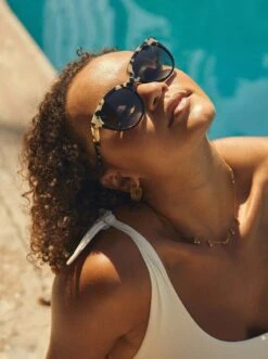 LILY-Chai Tortoise / Green-54 17 LILY-Chai Tortoise / Green-54 -Raen Eyeglasses Shop LILY 2021 Chai Tortoise Green L6