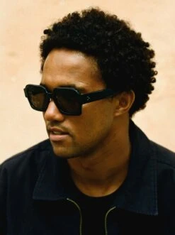 MYSTIQ-Recycled Black / Smoke Polarized-52 -Raen Eyeglasses Shop MYSTIQ SS22 Recycled Black Smoke Polarized L1