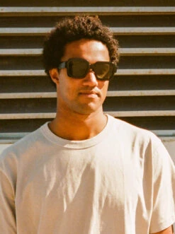 MYSTIQ-Recycled Black / Smoke Polarized-52 -Raen Eyeglasses Shop MYSTIQ SS22 Recycled Black Smoke Polarized L3