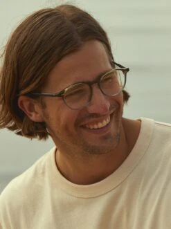 NEVILL-Fernwood + Skye / Clear-50 11 NEVILL-Fernwood + Skye / Clear-50 -Raen Eyeglasses Shop NEVILL SS22 Fernwood Skye Clear L1