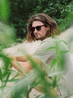 PIERCE-Burlwood / Black Polarized-55 17 PIERCE-Burlwood / Black Polarized-55 -Raen Eyeglasses Shop PIERCE FW21 Burlwood Black Polarized L6