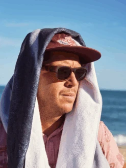 RUFIO-Split Finish Moab Tortoise / Bottle Green-55 16 RUFIO-Split Finish Moab Tortoise / Bottle Green-55 -Raen Eyeglasses Shop RUFIO SS22 Split Finish Moab Tortoise Bottle Green L2 1