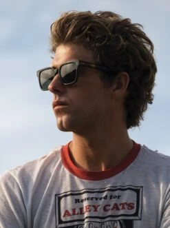 WEST-Kola Tortoise / Green Polarized-55 22 WEST-Kola Tortoise / Green Polarized-55 -Raen Eyeglasses Shop WEST Kola Tortoise Green Polarized L4