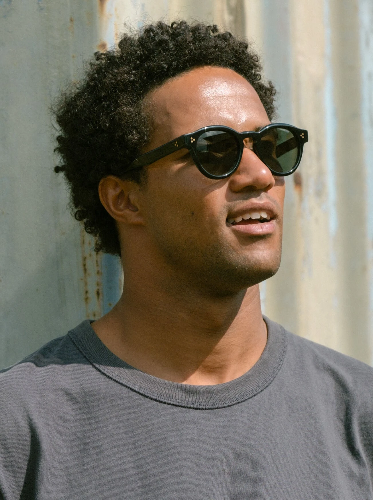 ZELTI-Recycled Black / Green Polarized-49 2 ZELTI-Recycled Black / Green Polarized-49 - Image 2