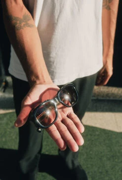 ZOUK-Recycled Black / Reposado Gradient-53 -Raen Eyeglasses Shop ZOUK Recycled Black Reposado L1